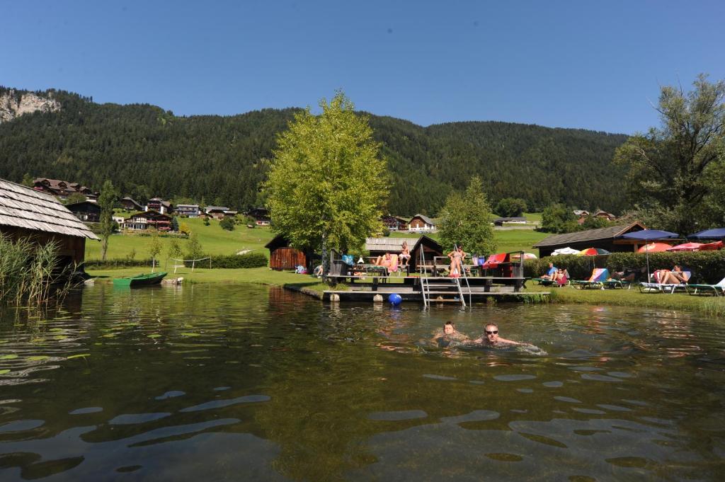 Gallery image of Haus Stampfer in Weissensee