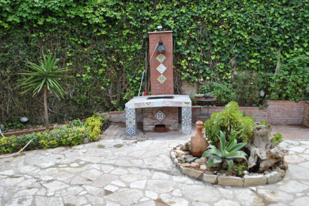 Vonkajšia záhrada v ubytovaní Scopello Dream House