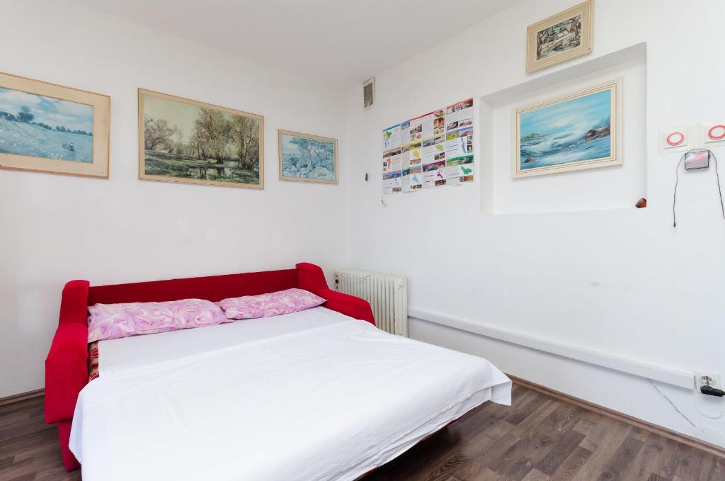Posteľ alebo postele v izbe v ubytovaní Apartments and Room Luka