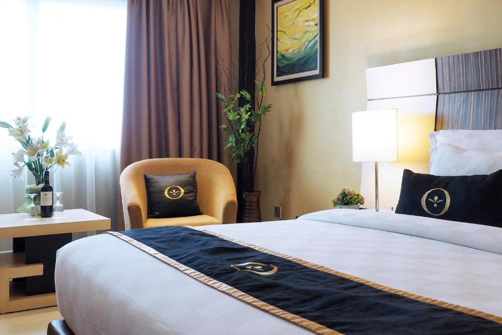 Nagoya Mansion Hotel and Residence - Executive Deluxe Double Or Twin Room