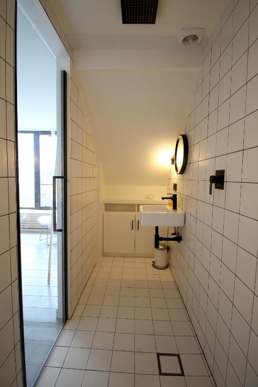 Koupelna v ubytování Canopée guesthouse