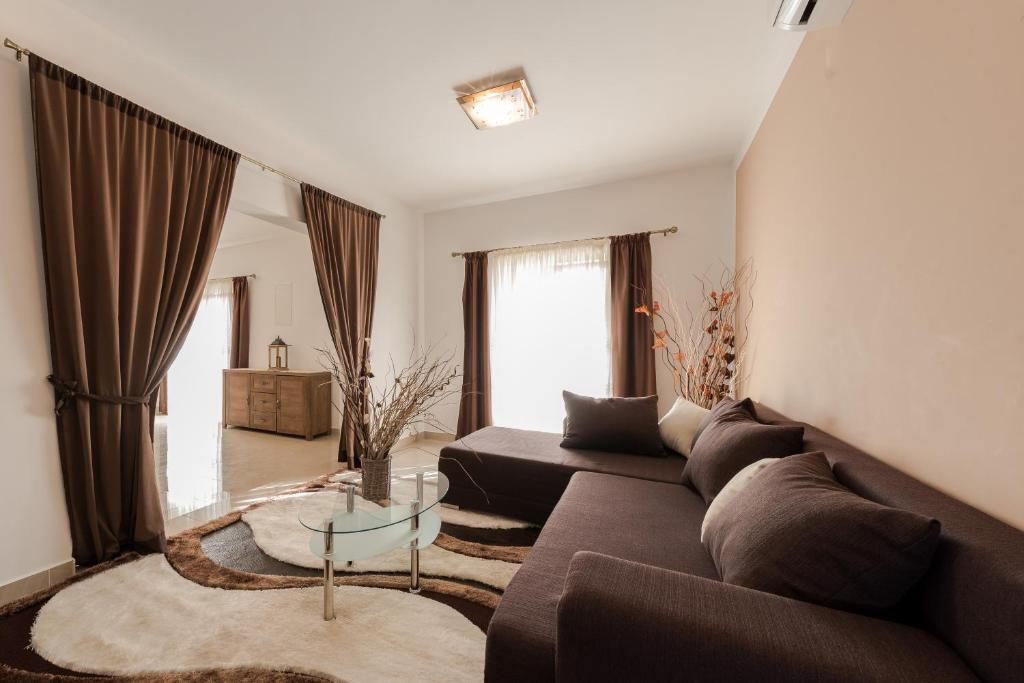 Posezení v ubytování Four bedroom holiday home Horizon
