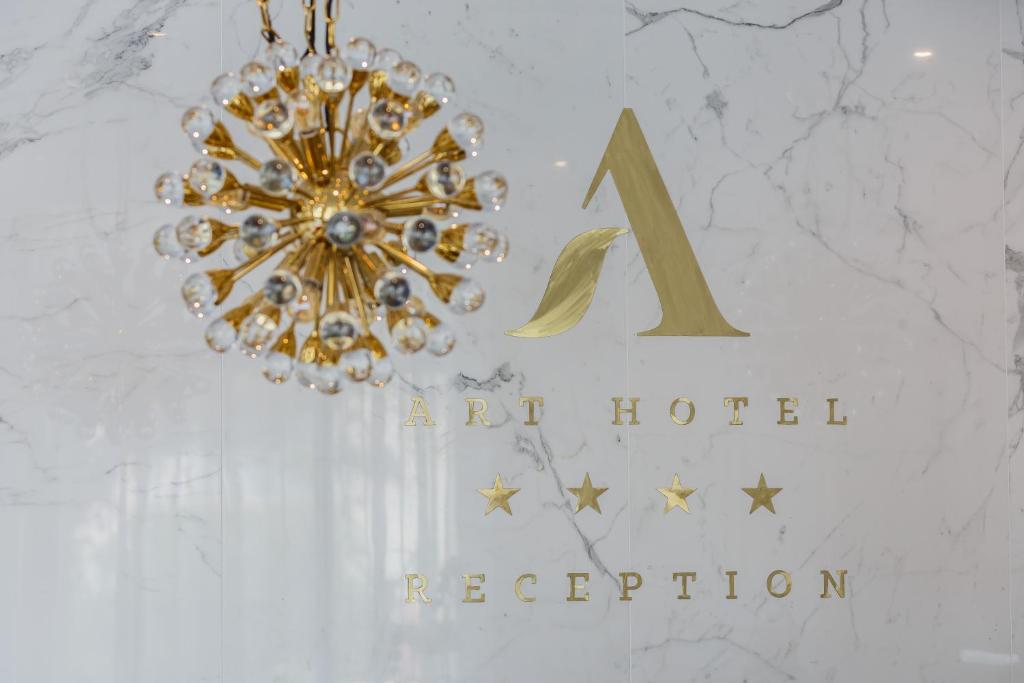 Art Hotel - Resim 25