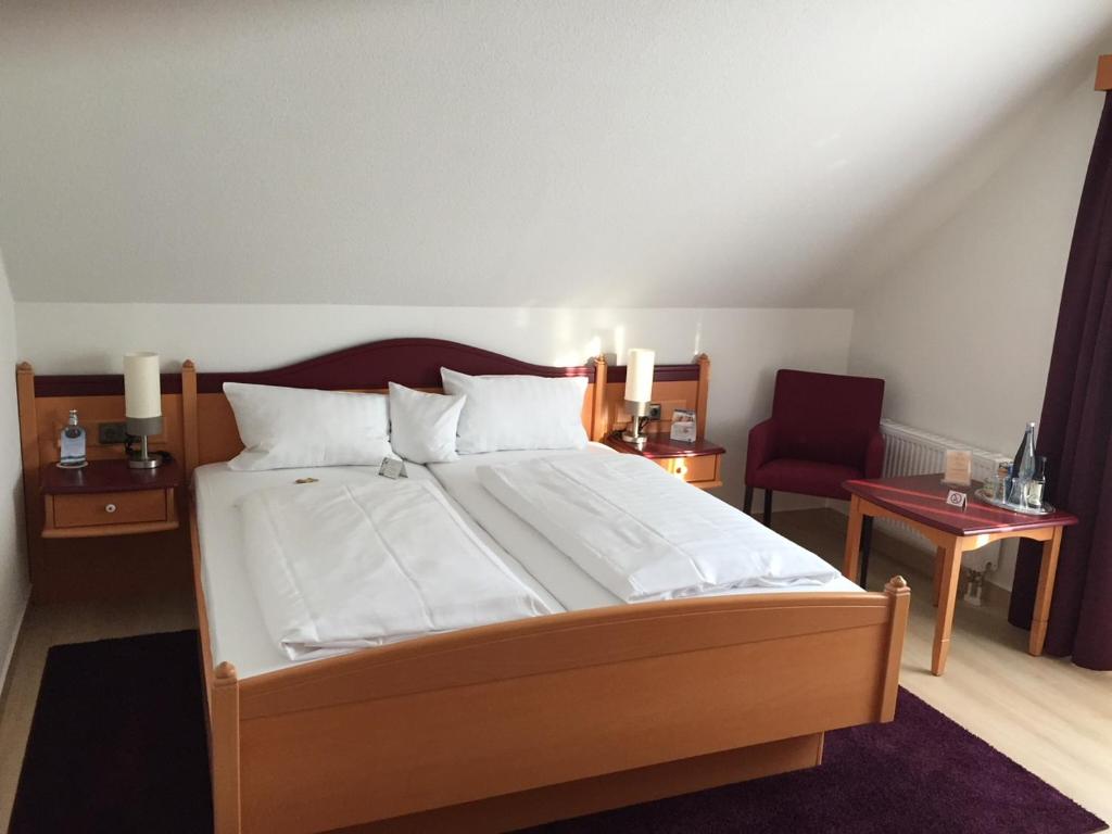 Akzent Hotel-Restaurant Albert - Triple Room