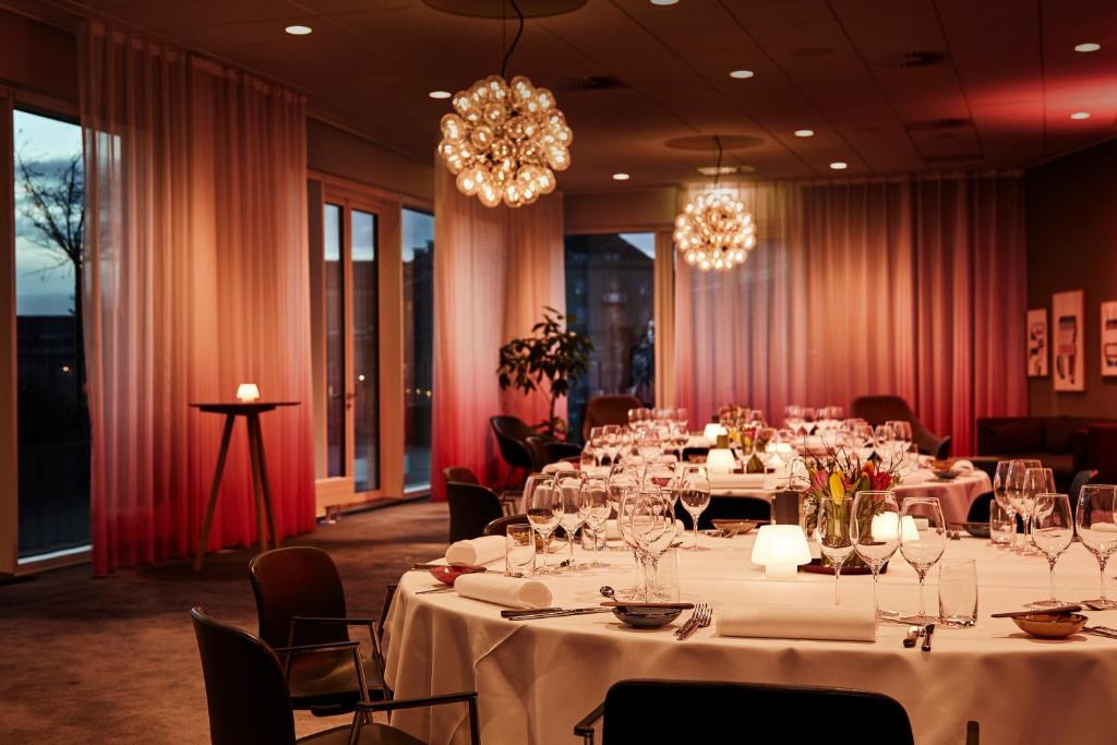 Restaurace v ubytování Comwell Aarhus Dolce by Wyndham