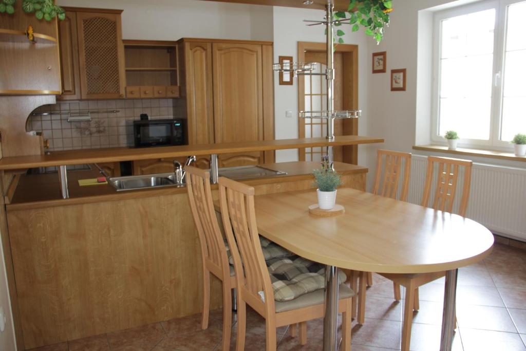 Zdjęcie z galerii obiektu Apartment Pension Stark we Franciszkowych Łaźniach