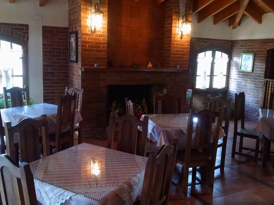Un restaurante o sitio para comer en Dalmacia Petit Hotel