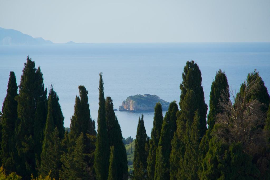Zdjęcie z galerii obiektu Sea View Antigone's Villa with playground w mieście Metaxáta