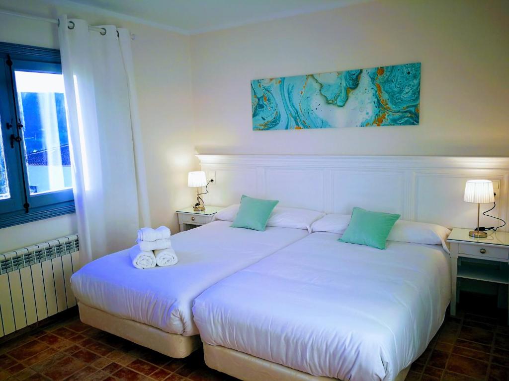 Hotel Ronda Moments - Twin Room With Private Bathroom