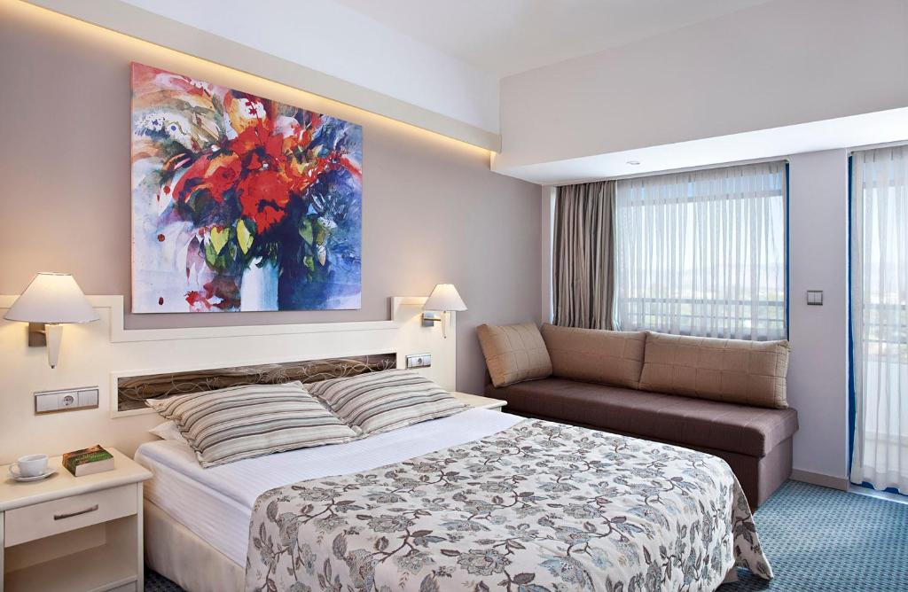 Sunrise Resort Hotel - Sala De Vista De La Tierra De Construcción Principal