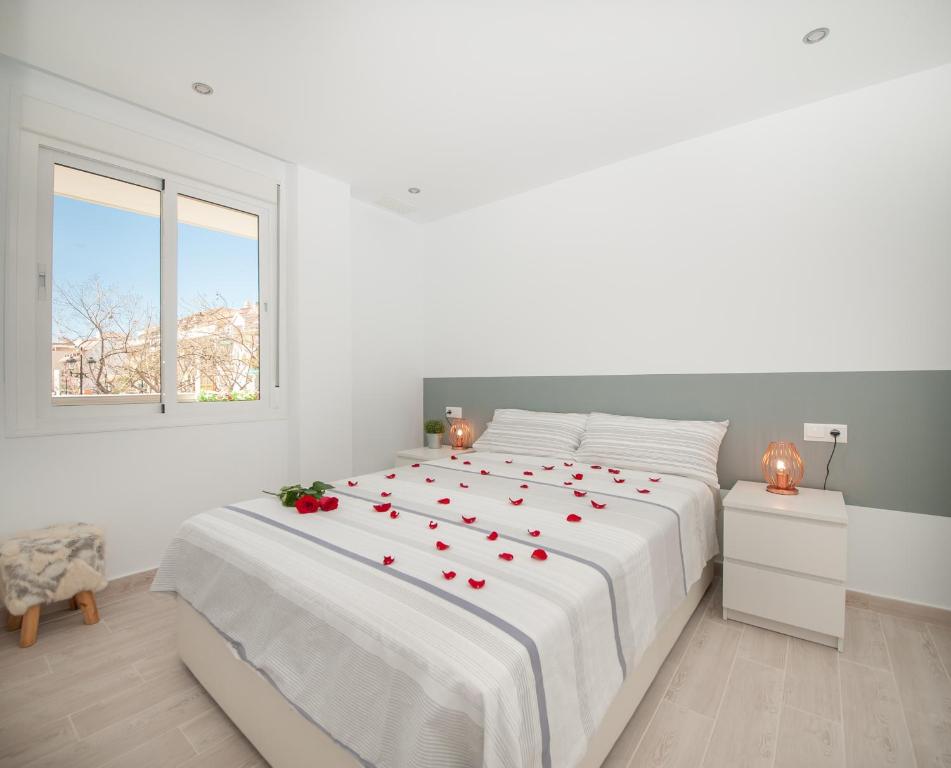 Nadines Place, Fuengirola – Updated 2022 Prices