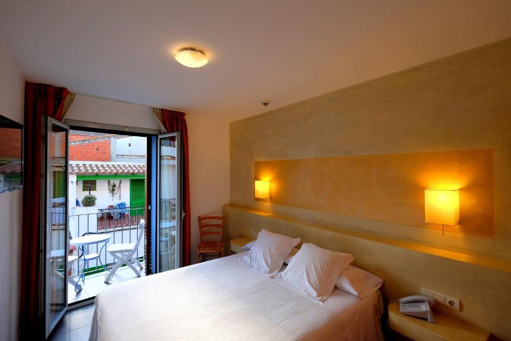 Hotel Carmen - Two-Bedroom Suite