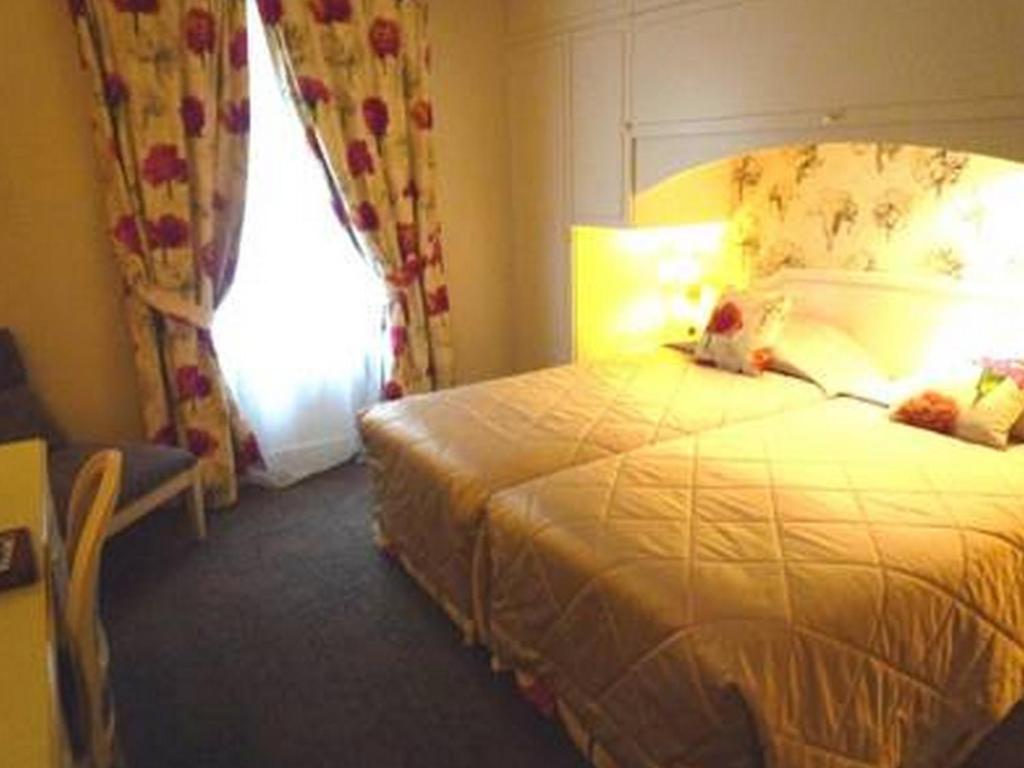 Queen Mary Opera - Resim 20