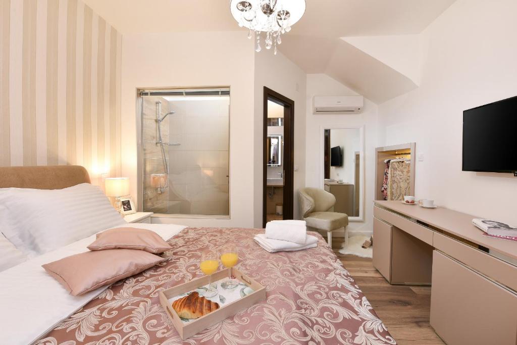 Harvey's luxury rooms - 13