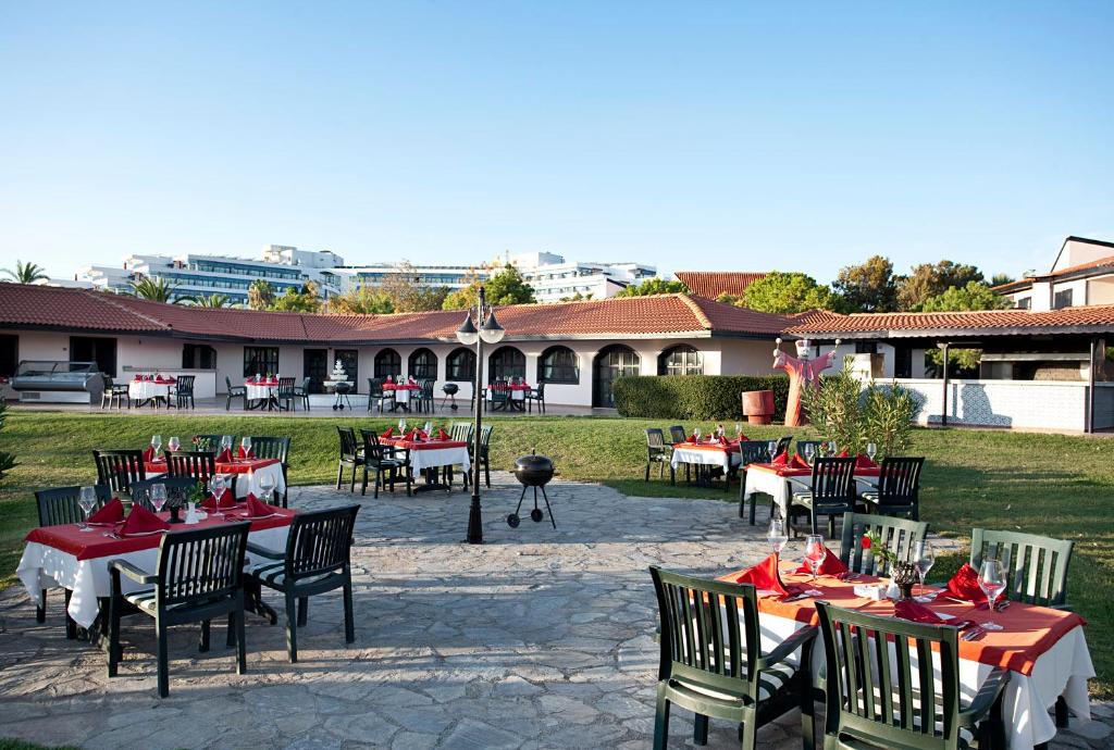 Restaurace v ubytování Sunrise Resort Hotel