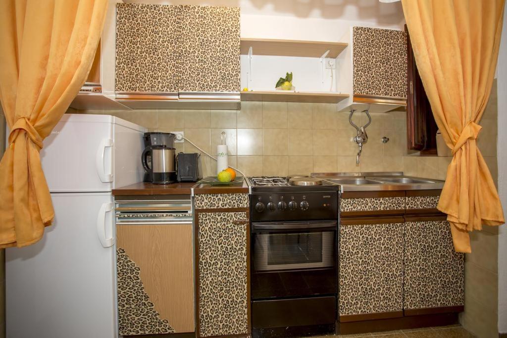 Fotografie z fotogalerie ubytování Apartments Pula 1618 v destinaci Pula
