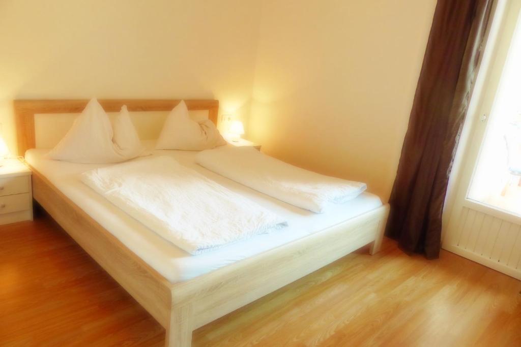 Residence Liesy - Two-Bedroom Apartment