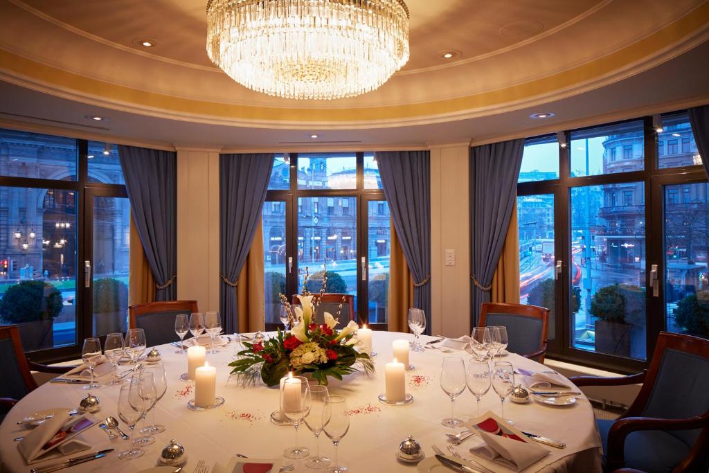 Hotel Schweizerhof Zürich - Resim 14