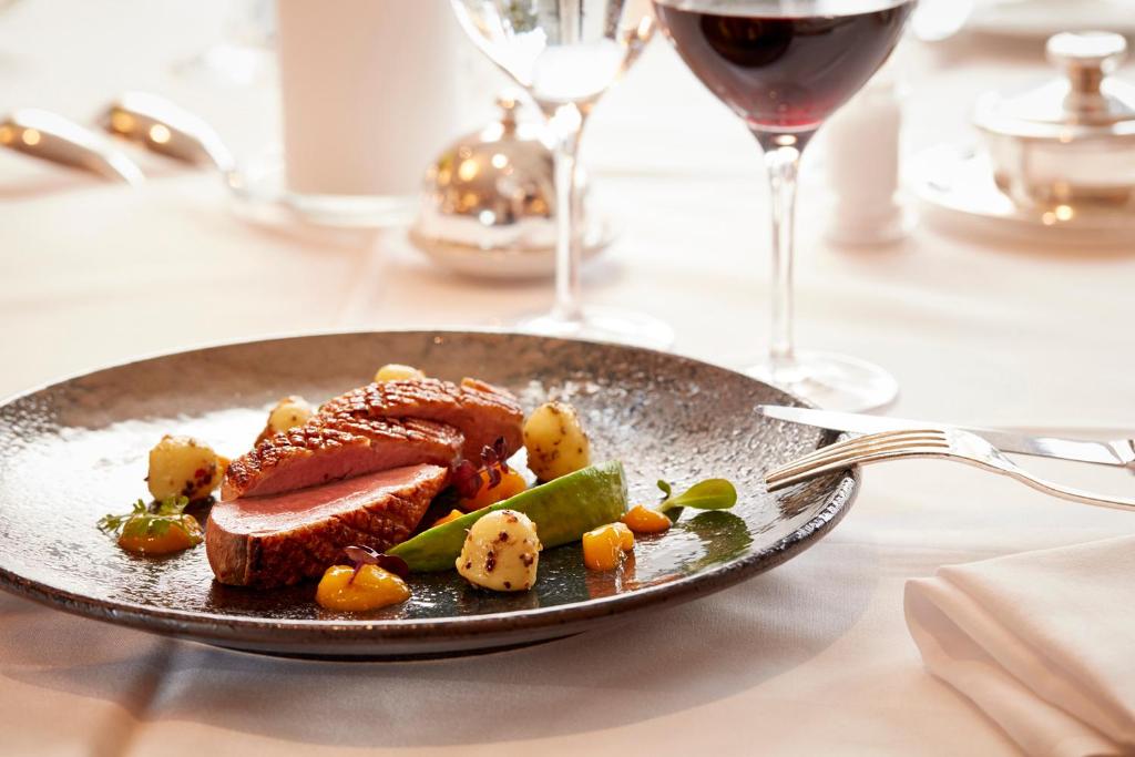 Hotel Schweizerhof Zürich - Resim 11