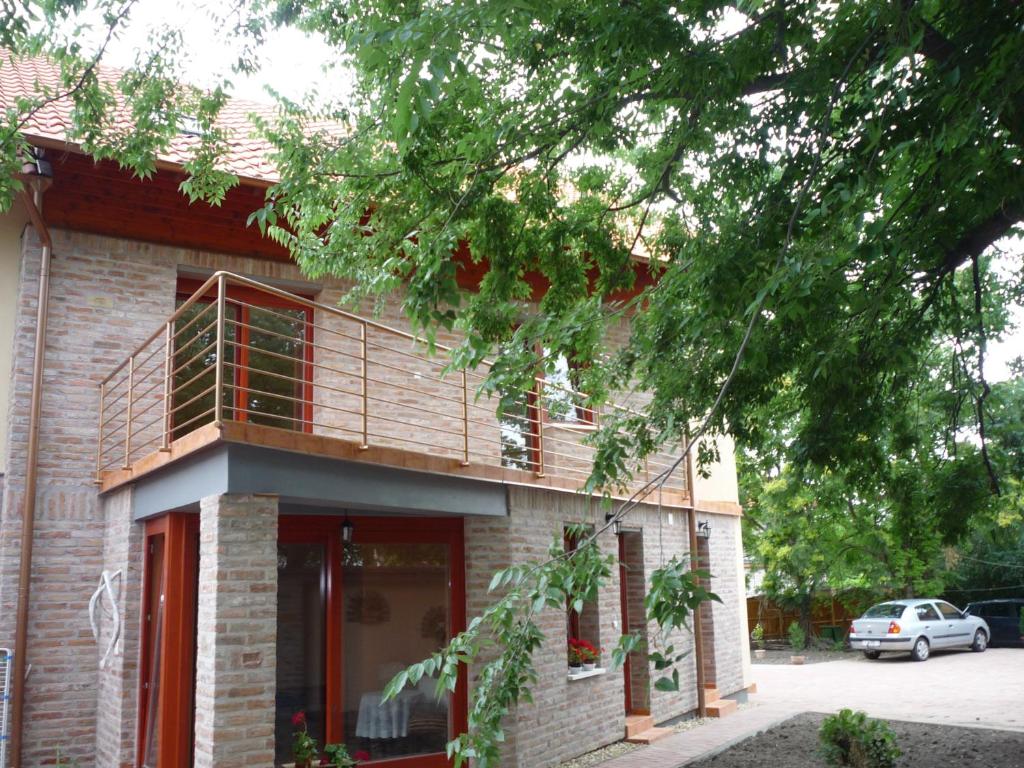 Budova, v ktorej sa apartmán nachádza