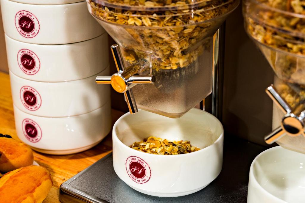 Hôtel Le Père Léon - Resim 12