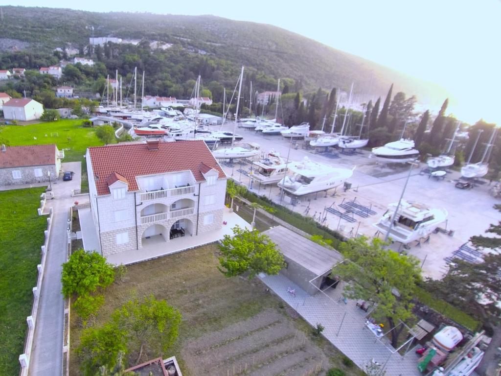Příroda nedaleko apartmánu
