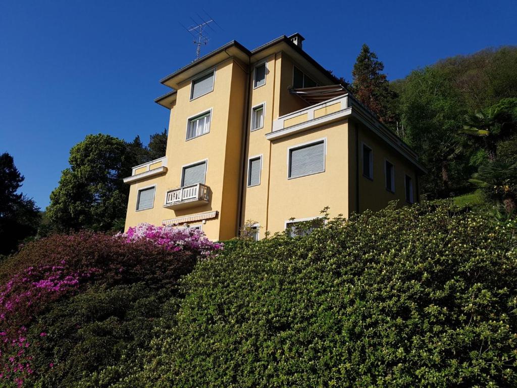 Budova, v ktorej sa apartmán nachádza