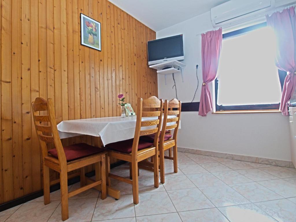 TV a/nebo společenská místnost v ubytování Apartments Dragana 1508