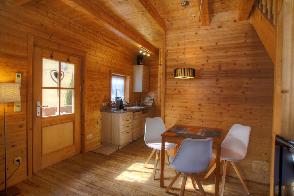 Mountain Inn Chalets & Apartments - Mountain Inn De Un Salón Chalet