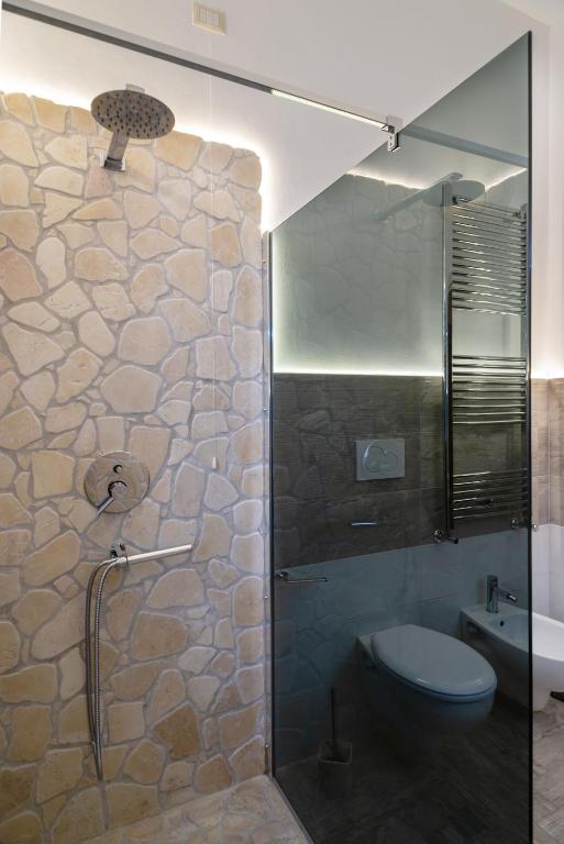 Koupelna v ubytování Villa Domus Salento Suites & Rooms con parcheggio privato in loco