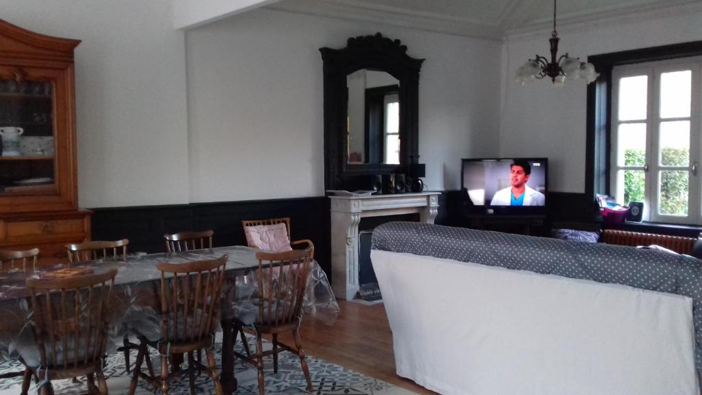 TV a/nebo společenská místnost v ubytování Simadline