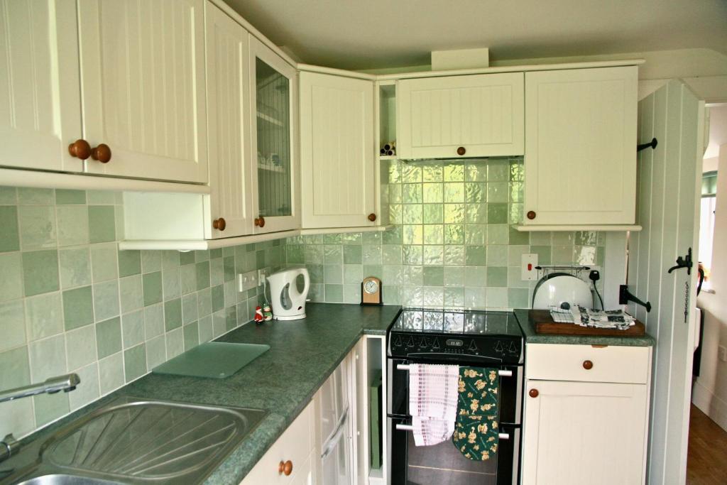 Cools Farm B&B + Cottages - Family Studio (2 Adults + Up To 2 Children)