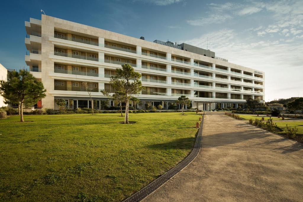 Budova, kde se aparthotel nachází