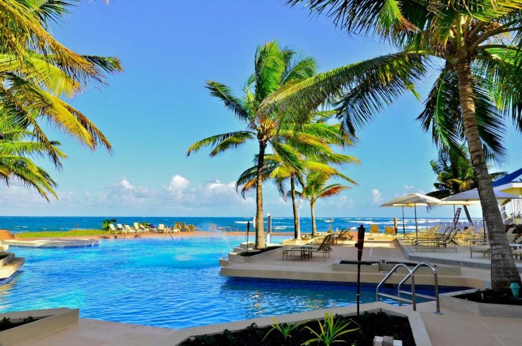 Gallery image of Magdalena Grand Beach & Golf Resort in Lowlands
