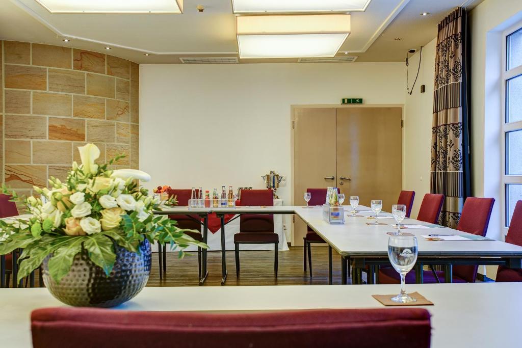 Centro Hotel Nürnberg City, Trademark Collection by Wyndham - Resim 9