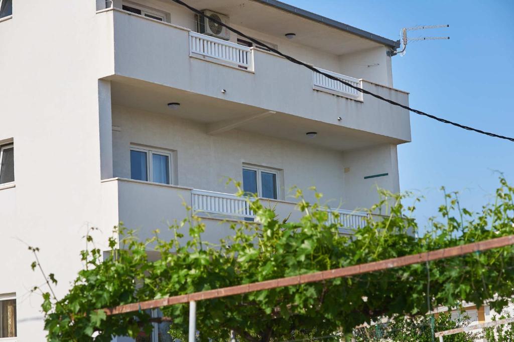 Budova, v ktorej sa apartmán nachádza