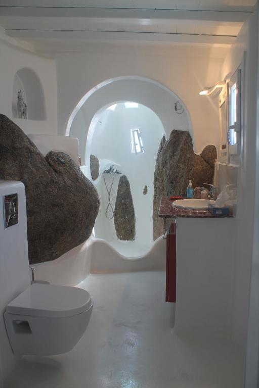 Kúpeľňa v ubytovaní Luxury Suites Poseidon