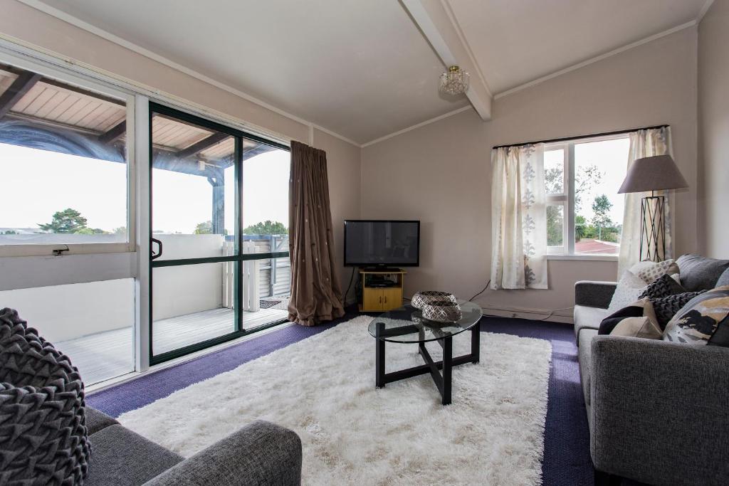 Blenheim Road Motor Lodge - Resim 10