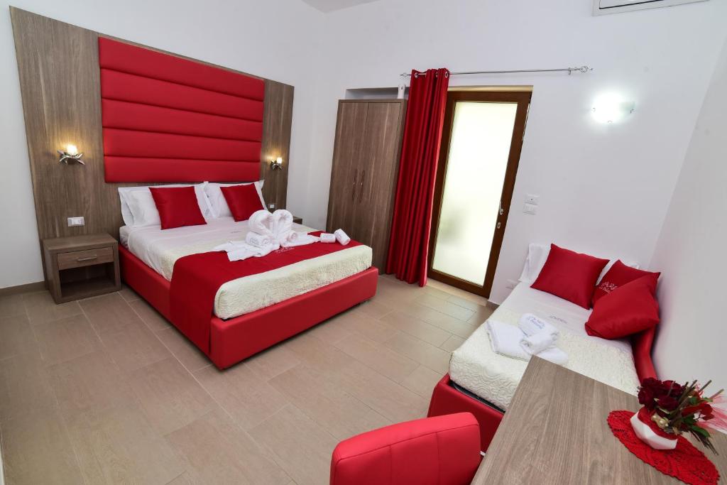 La Palazzina Bed & Breakfast - 5