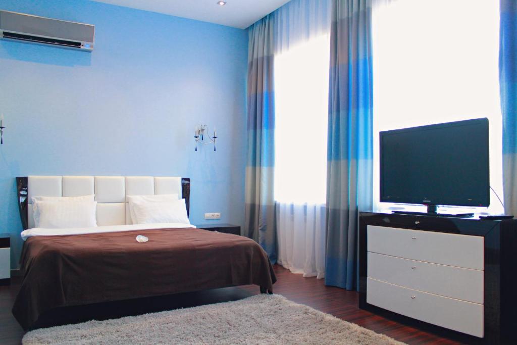 TV a/nebo společenská místnost v ubytování Hotel Dom Aktera