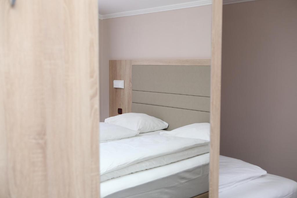 Hotel Ana - Habitación Cuádruple