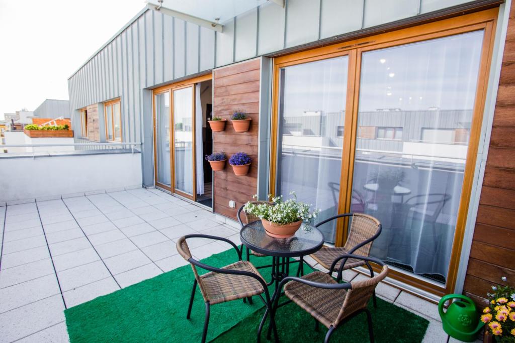 Balkon lub taras w obiekcie Apartamenty Platan - visitopl