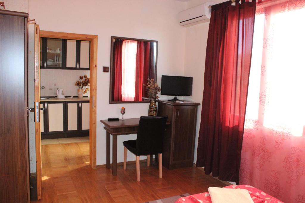 Comfort Twin Room with Balcony