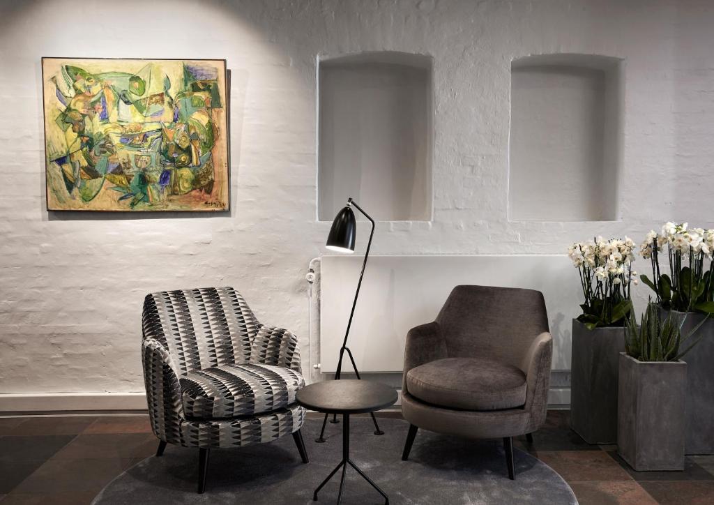 Un lugar para sentarse en 71 Nyhavn Hotel