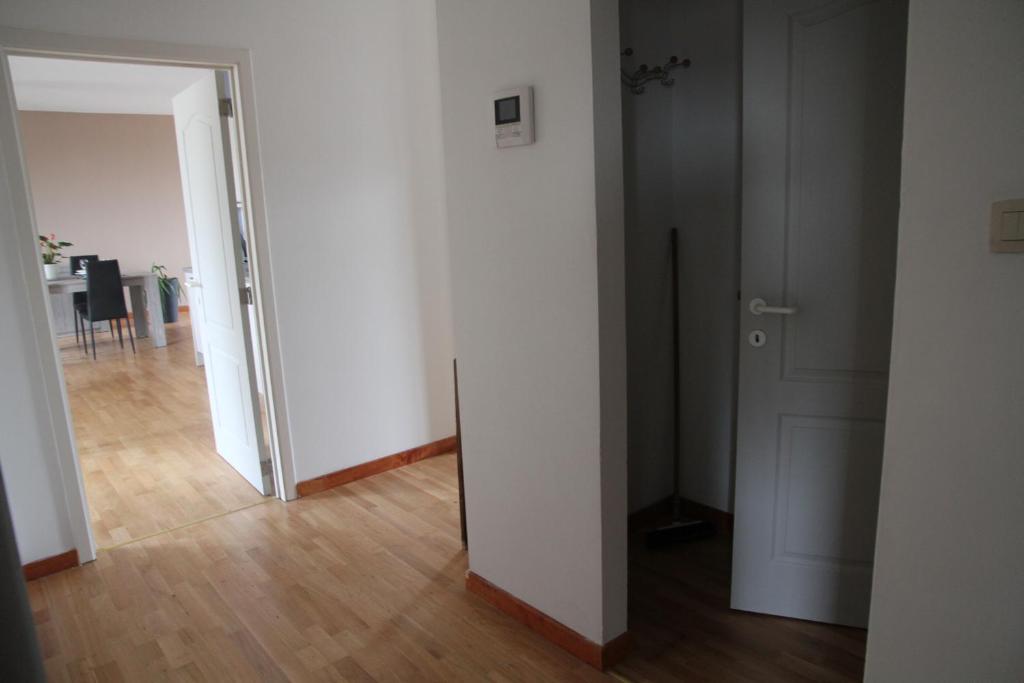 Fotografie z fotogalerie ubytování Appartement Courcelles v destinaci Courcelles