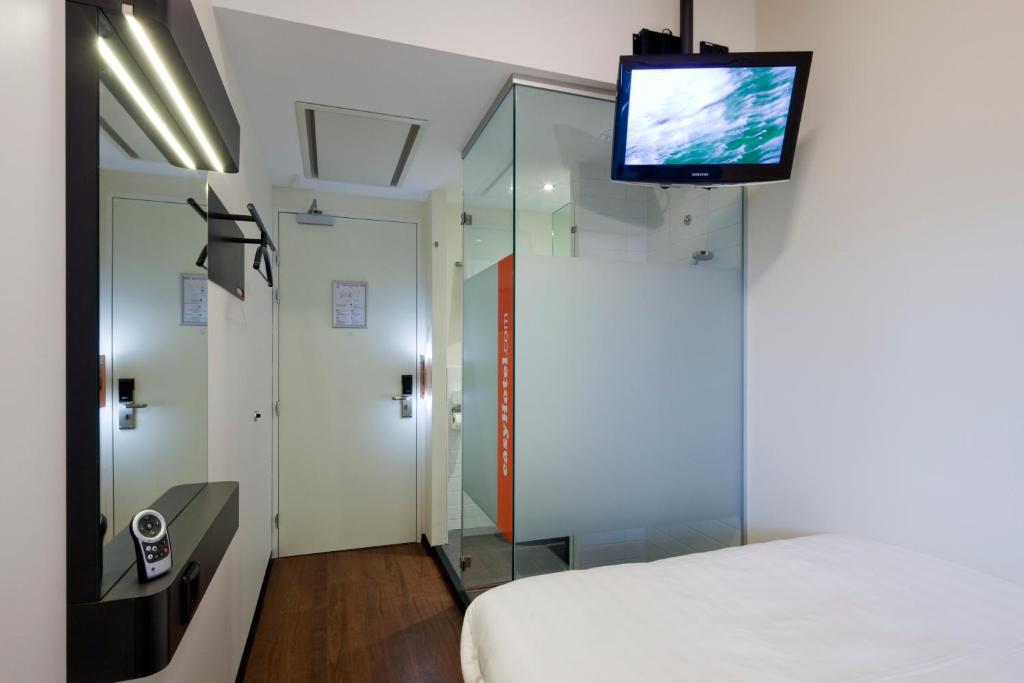 easyHotel Amsterdam City Centre South