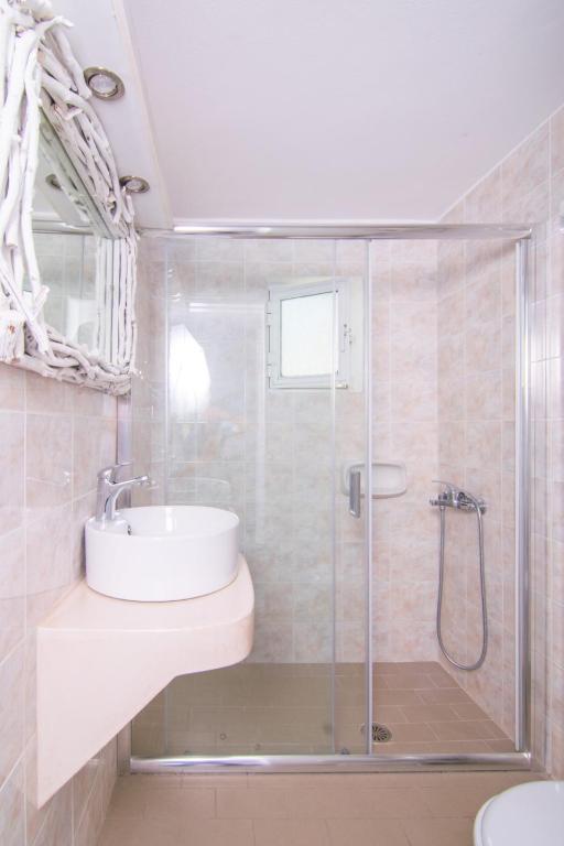 TERRA FOS NAXOS STUDIOS - 4