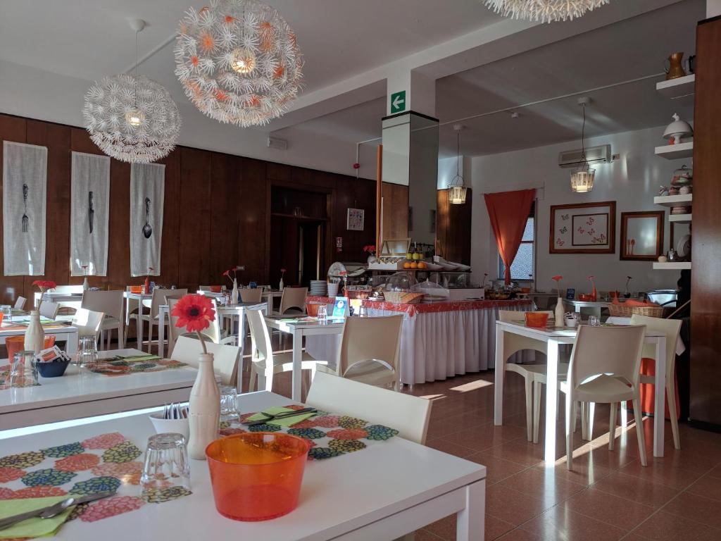 Restaurace v ubytování Albergo Villa Gaia