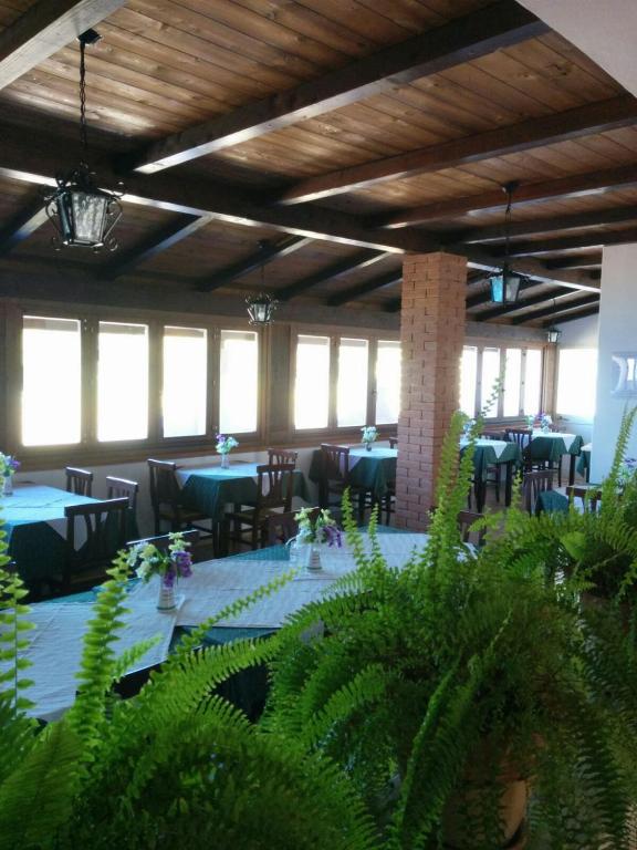 Restaurace v ubytování Albergo Villa Verde