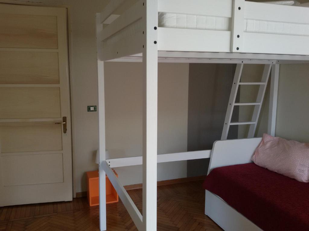 Palanda nebo palandy na pokoji v ubytování Sei Da Noi